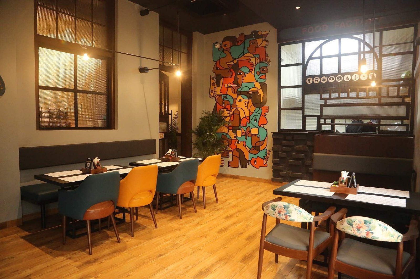 interiors_at_black_brick_cafe